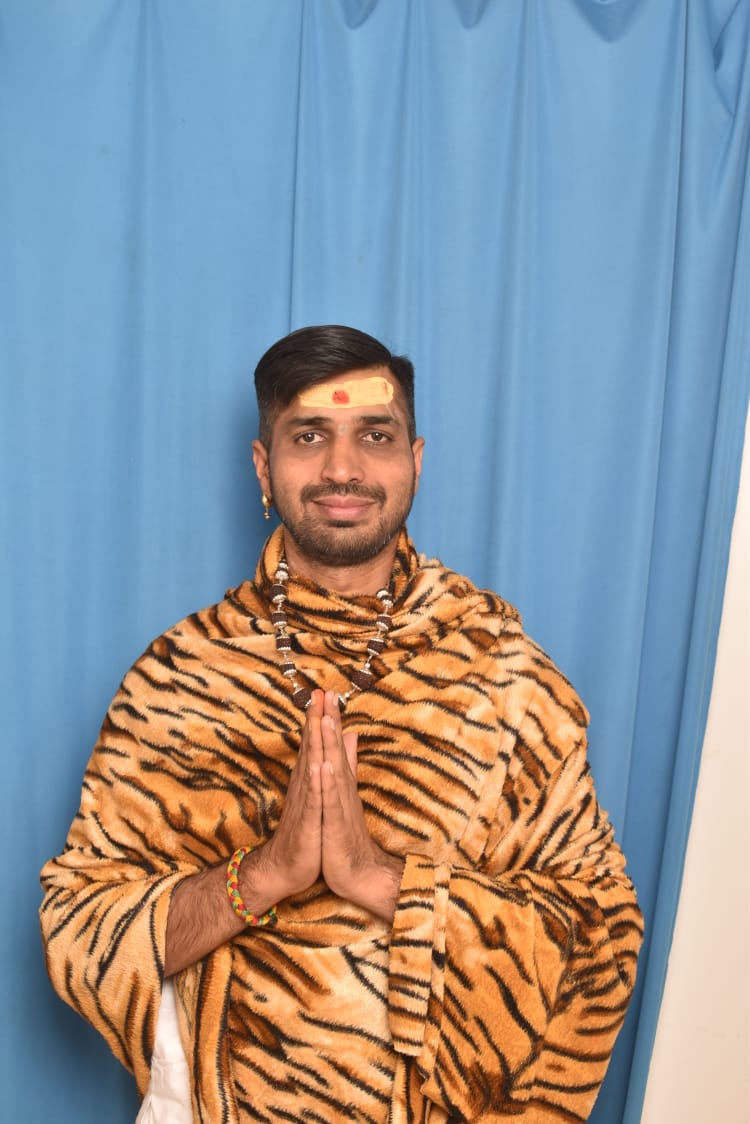 युट्यूबच्या माध्यमातून लक्ष्मीपूजनाचा अभिनव उपक्रम; दोन हजारांहून अधिक कुटुंबांचा सहभाग